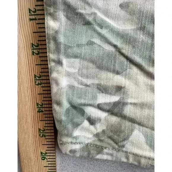 Code Bleu Jeans Women's Sz 18W Wonderland Skinny Ankle Crop Green Camo Denim‎ - Picture 5 of 8